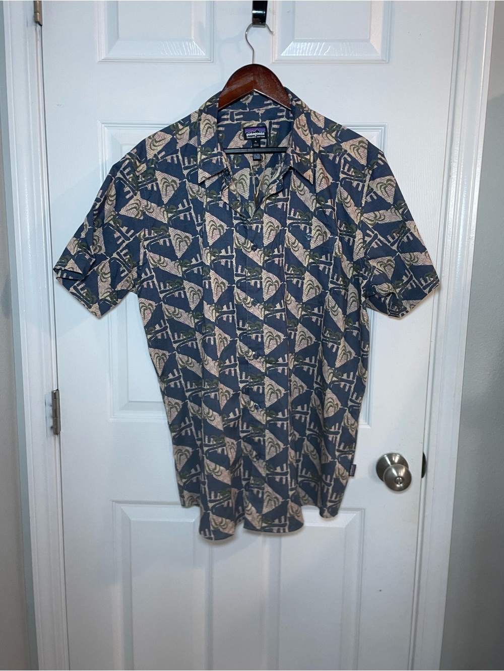 Patagonia Men’s Go To Shirt XL Jaguar Geo Dolomite Blue NWT